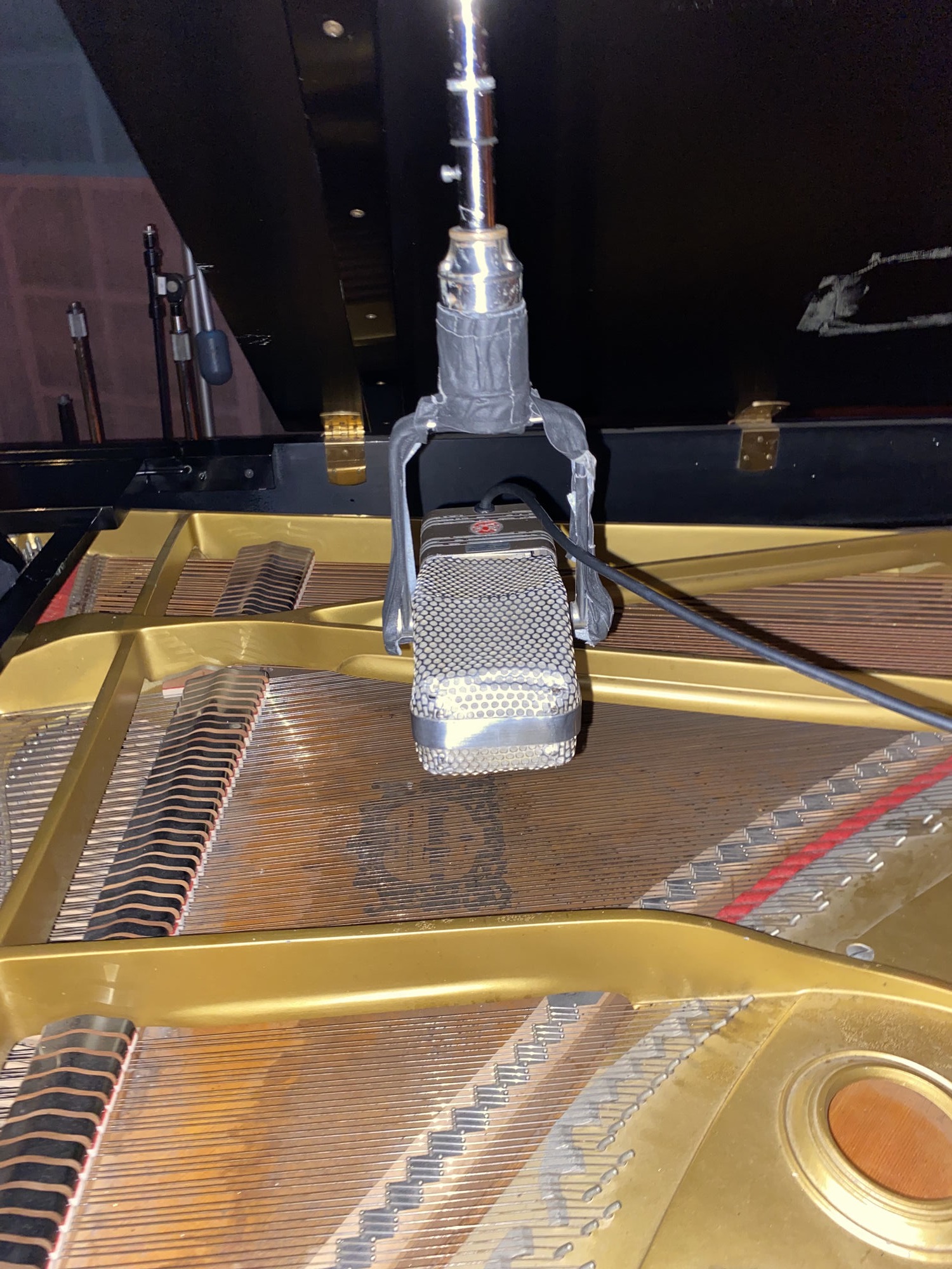 Vintage ribbon mic on grand piano